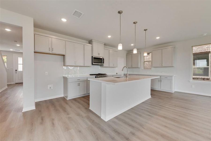 Image 31 of a home in Spiritas Ranch.