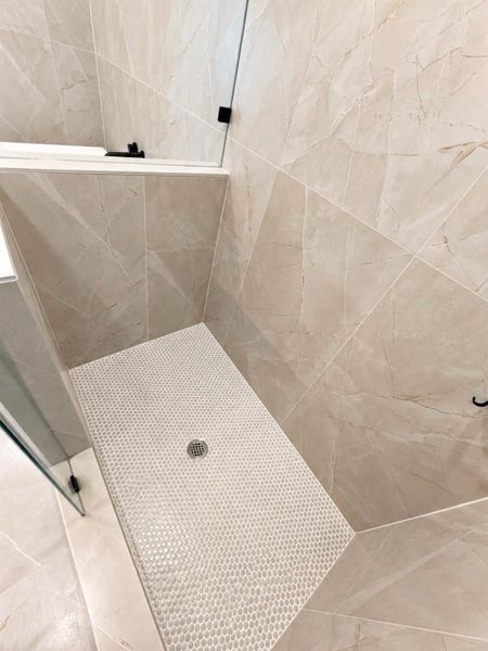 Close-up of interior finishes inside a home in , Houston (Image 21). Close-up of interior finishes inside a home in , Houston (Image 21).