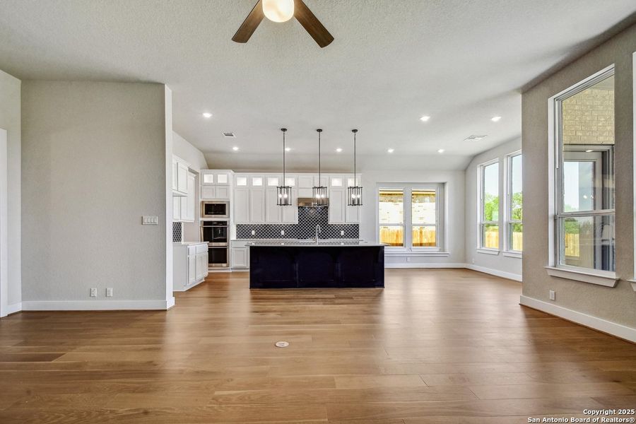 Spacious, unfurnished interior of a new home in Alsatian Oaks: 60ft. lots, Castroville (Image 6).