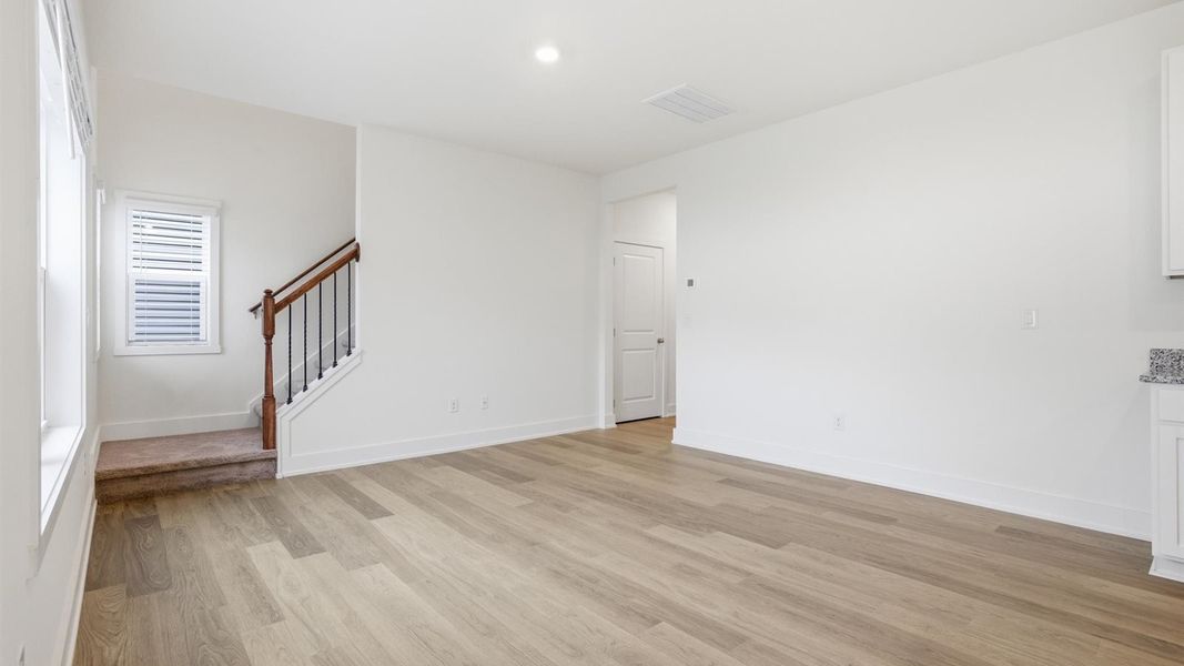 Spacious, unfurnished interior of a new home in Price's Point, Knoxville (Image 16). Spacious, unfurnished interior of a new home in Price's Point, Knoxville (Image 16).