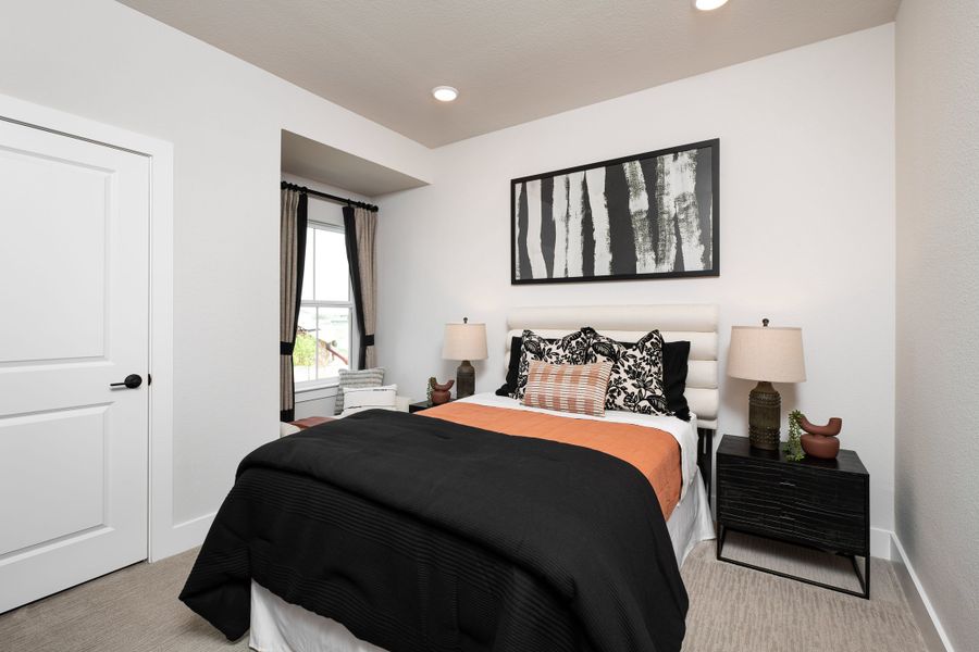 Representative furnished interior of a home built from the Chicory by Tri Pointe Homes in The Retreat at Harvest, Argyle (Image 10).