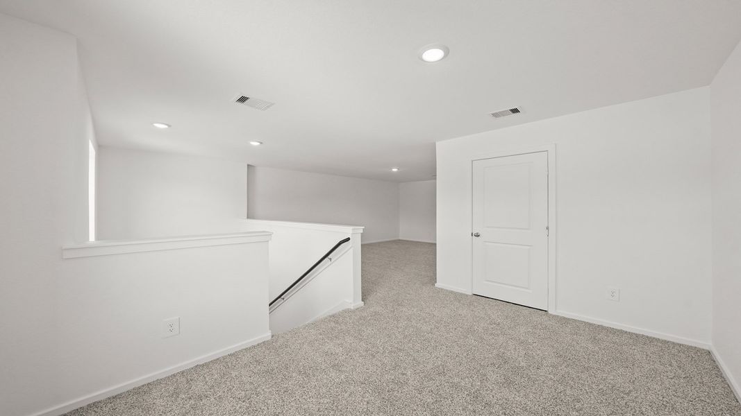 Spacious, unfurnished interior of a new home in Westward Pointe, Sealy (Image 20).