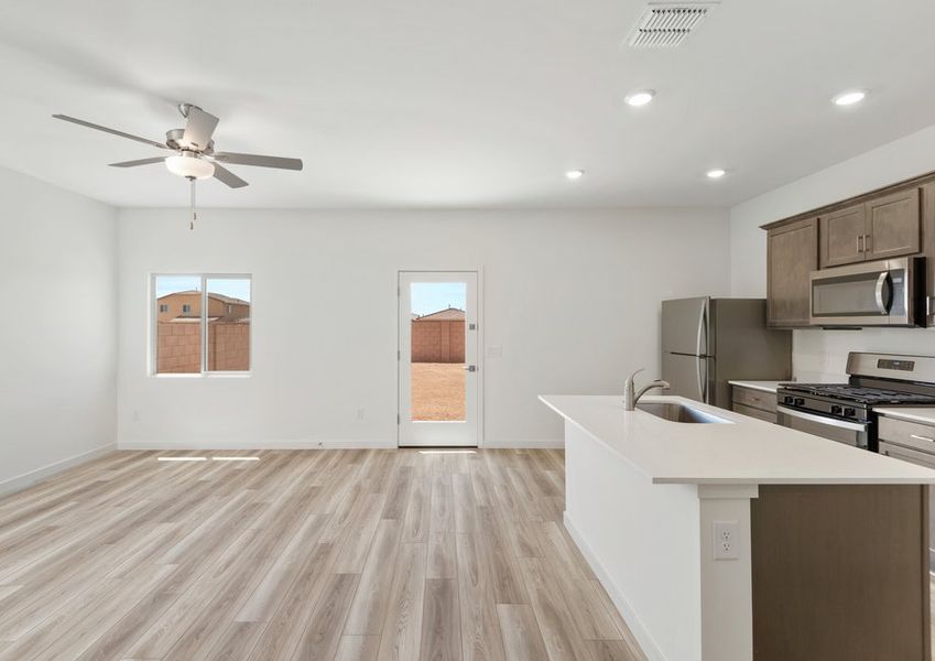 Enjoy a quick meal at the spacious breakfast bar.