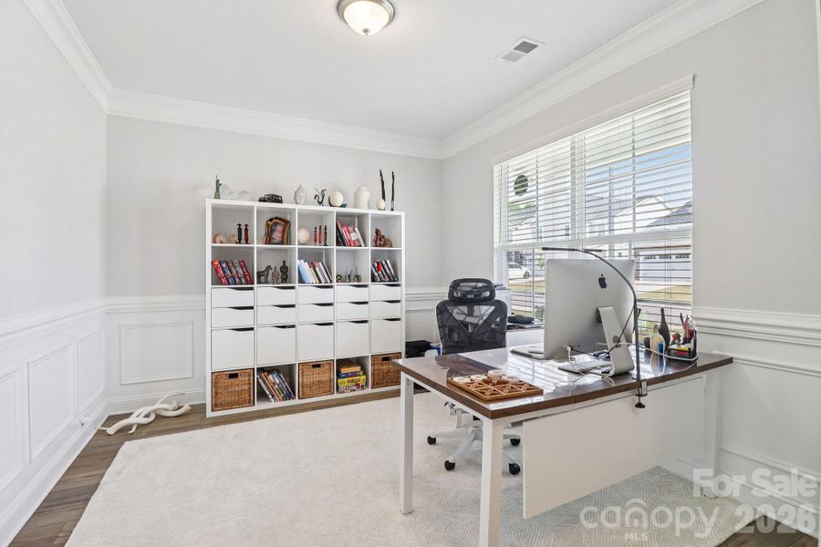 Furnished interior view inside a new home in Hadleigh Park, Lexington (Image 22).