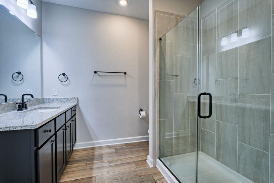 Furnished interior view inside a new home in Wedgewood Forest, Conroe (Image 13). Furnished interior view inside a new home in Wedgewood Forest, Conroe (Image 13).