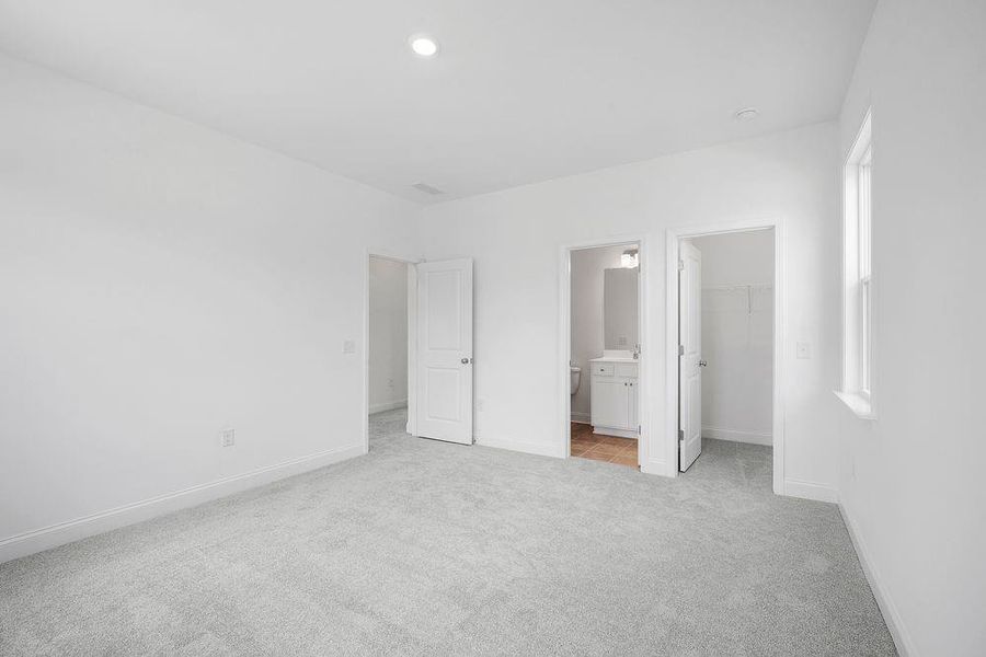 Spacious, unfurnished interior of a new home in Kennison Creek, Cumming (Image 23).