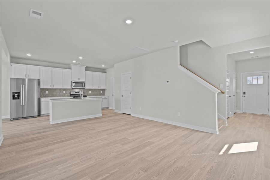 Spacious, unfurnished interior of a new home in Cedar Shoals – Heritage Collection, Piedmont (Image 14).