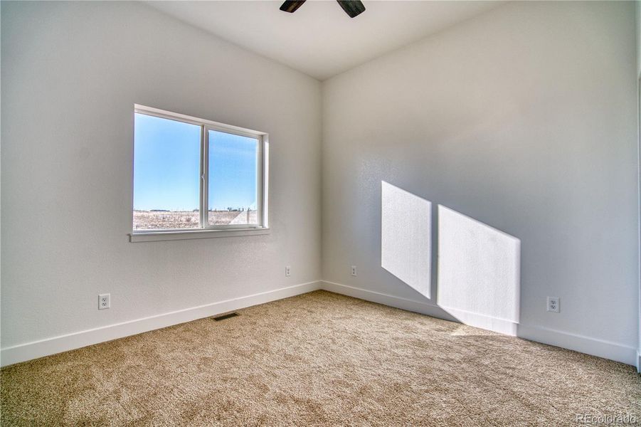 Spacious, unfurnished interior of a new home in , Hudson (Image 8).