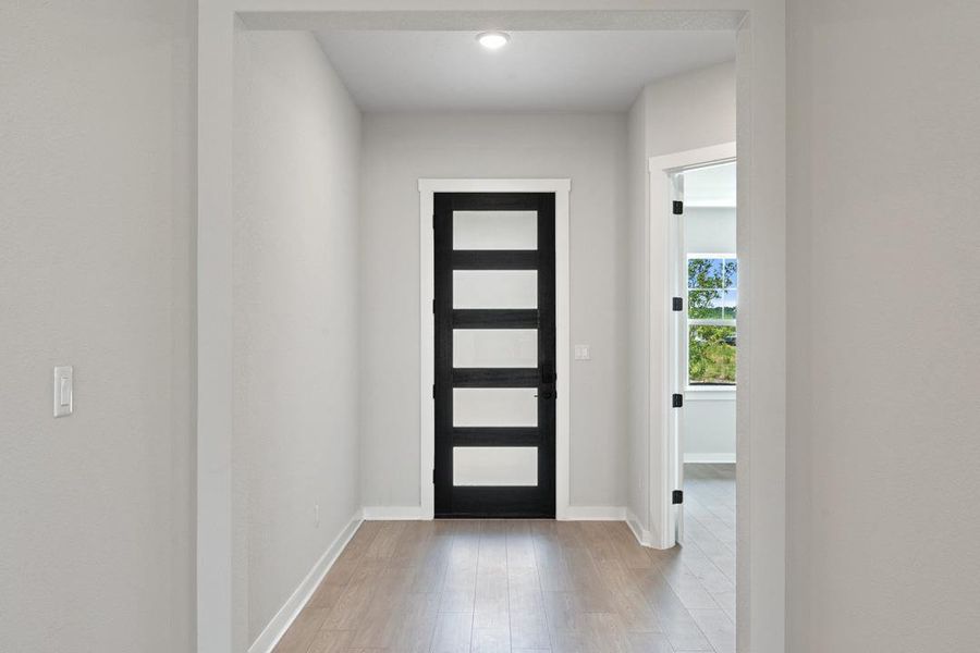 Spacious, unfurnished interior of a new home in Lagos Reserve, Manor (Image 32). Spacious, unfurnished interior of a new home in Lagos Reserve, Manor (Image 32).