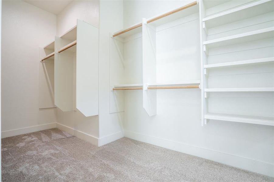 Spacious, unfurnished interior of a new home in , Fort Worth (Image 16).