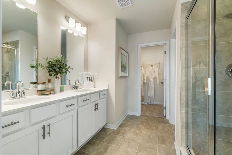Furnished interior view inside a new home in Chandler Run, Tucker (Image 18).