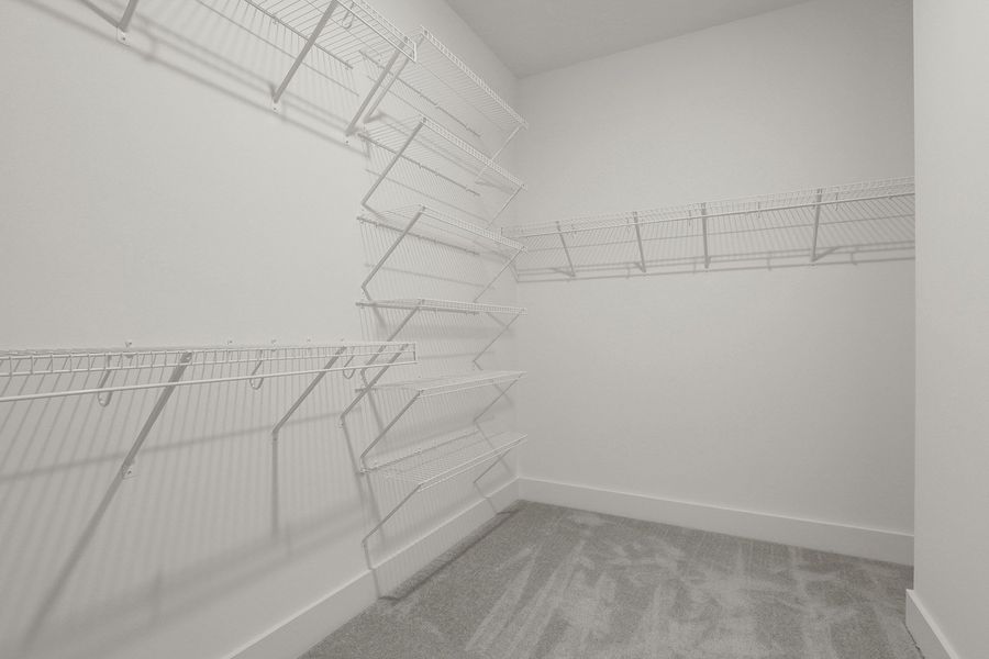 Spacious, unfurnished interior of a new home in East Wynd, Hampstead (Image 20).
