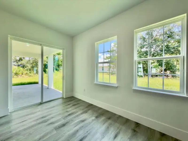 Spacious, unfurnished interior of a new home in , Ocala (Image 39).