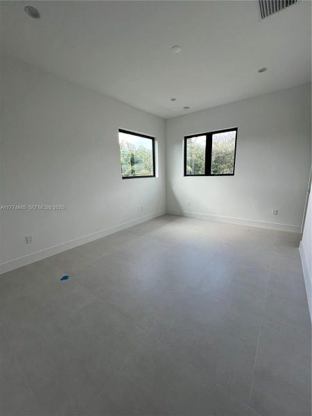 In-progress construction of a new home in , Hollywood, FL (Image 34).