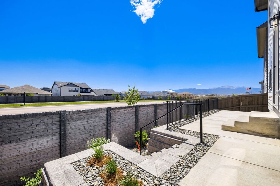 7935 Schoolhouse - Patio