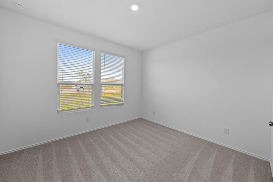 Spacious, unfurnished interior of a new home in Schriber Ranch, Mustang Ridge (Image 17). Spacious, unfurnished interior of a new home in Schriber Ranch, Mustang Ridge (Image 17).