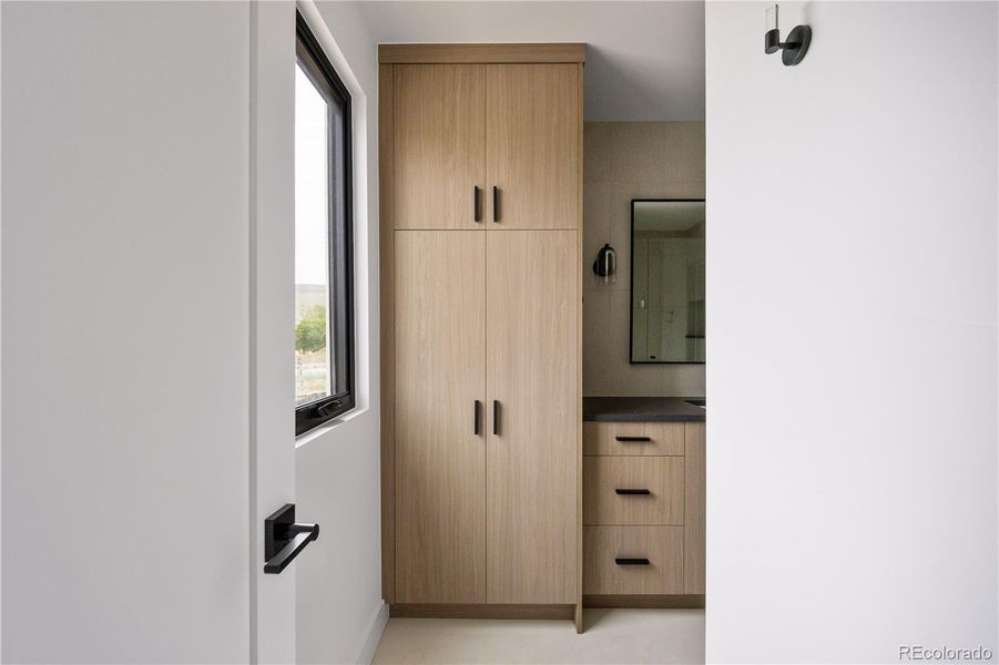 Image 35 of a home in .