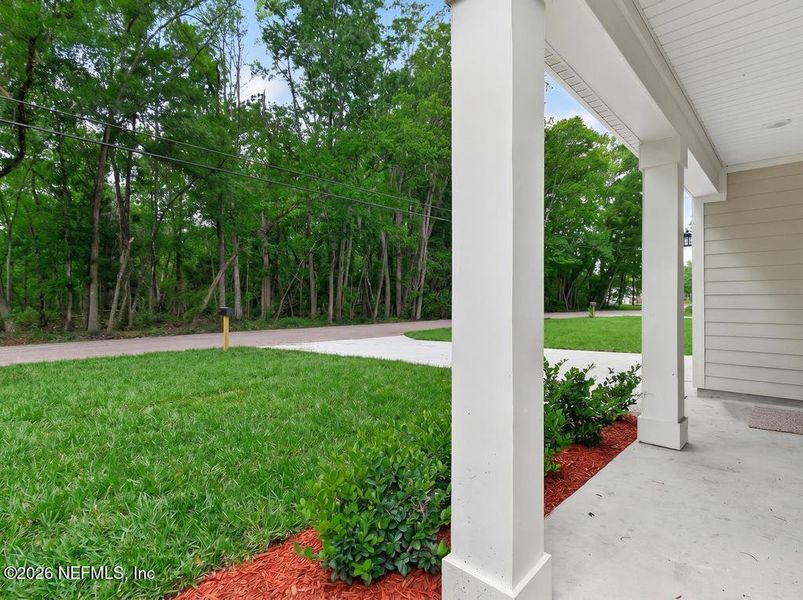 Exterior details and patio area of a home in , Jacksonville (Image 3).