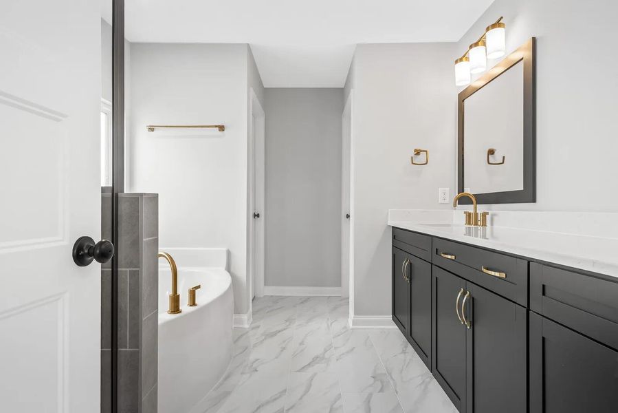 The Leighland B Primary Suite Bathroom