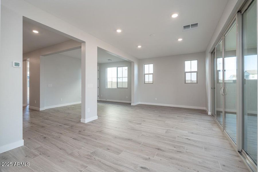 Tri Pointe Waterston Central 301 - Dini