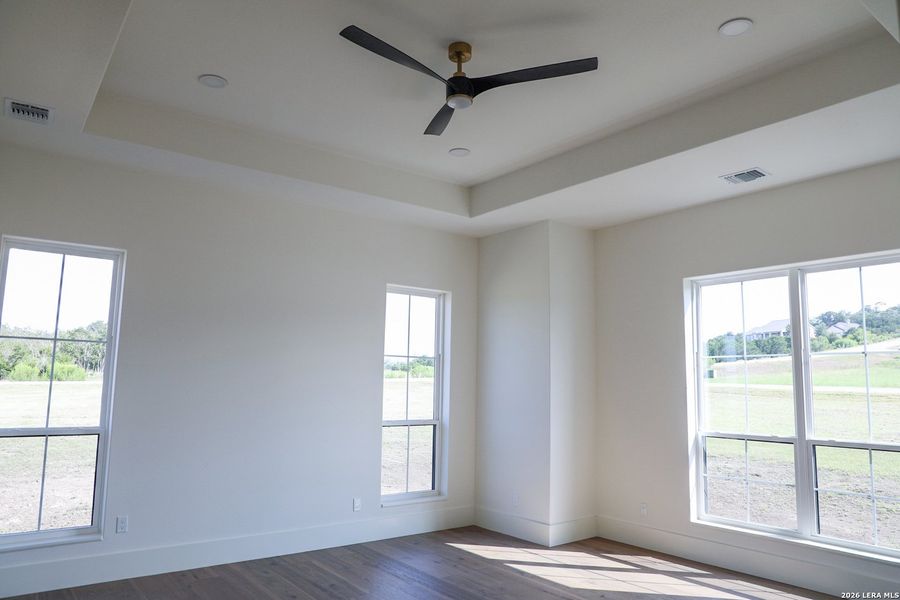 Spacious, unfurnished interior of a new home in , Bandera (Image 34). Spacious, unfurnished interior of a new home in , Bandera (Image 34).
