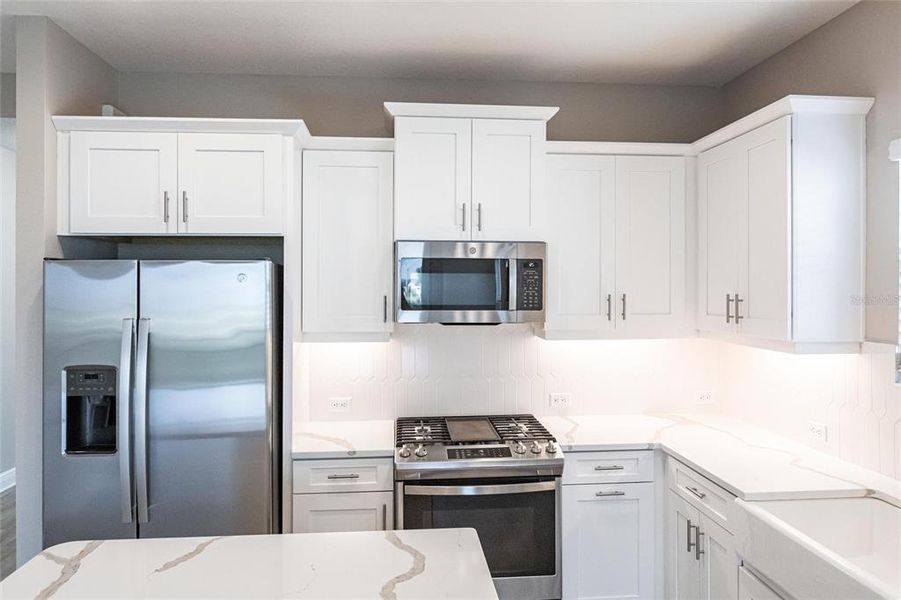 Furnished interior view inside a new home in Canoe Creek, Parrish (Image 10).