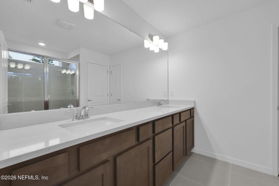 Furnished interior view inside a new home in Hyland Trail, Green Cove Springs (Image 9).