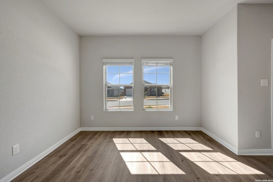 Spacious, unfurnished interior of a new home in Paloma Park, Converse (Image 41).