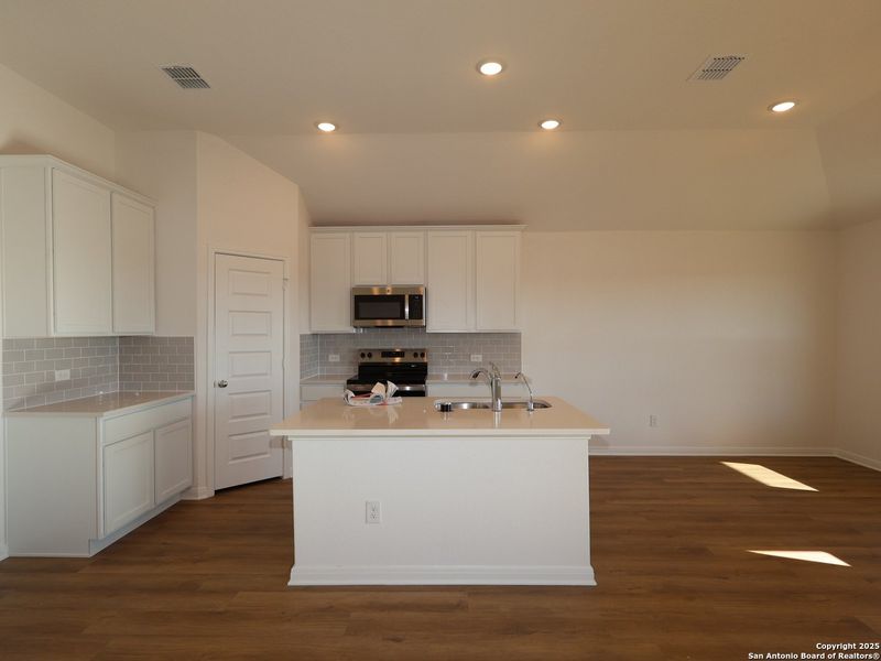Furnished interior view inside a new home in Paloma Park, Converse (Image 8). Furnished interior view inside a new home in Paloma Park, Converse (Image 8).