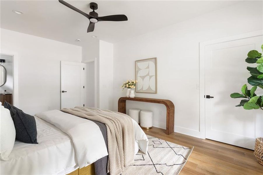 Furnished interior view inside a new home in , Atlanta (Image 33).
