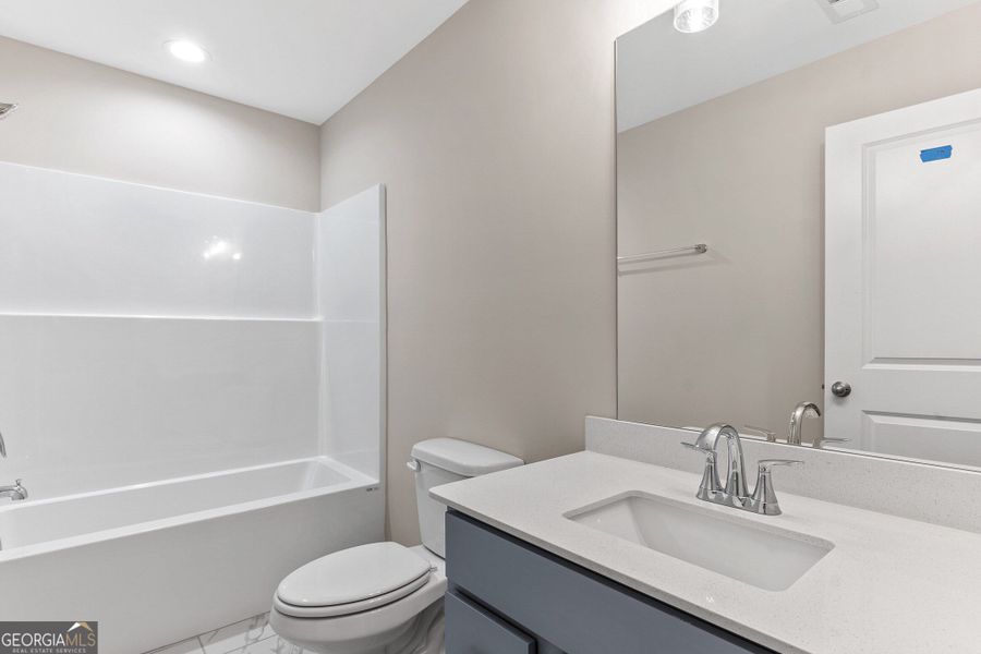 Furnished interior view inside a new home in Juliette Crossing, Forsyth (Image 6).