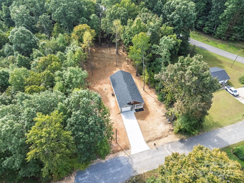 Image 38 of a home in .