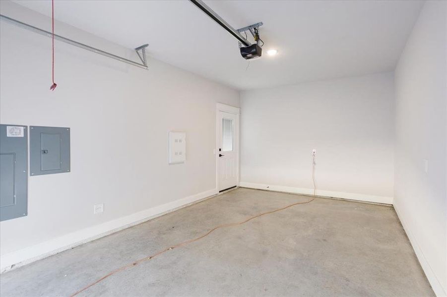 Spacious, unfurnished interior of a new home in , Sherman (Image 20). Spacious, unfurnished interior of a new home in , Sherman (Image 20).