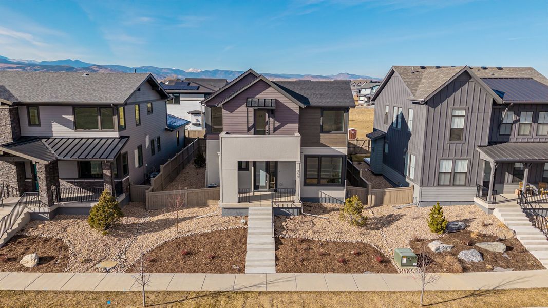 Image 40 of a home in West Grange.