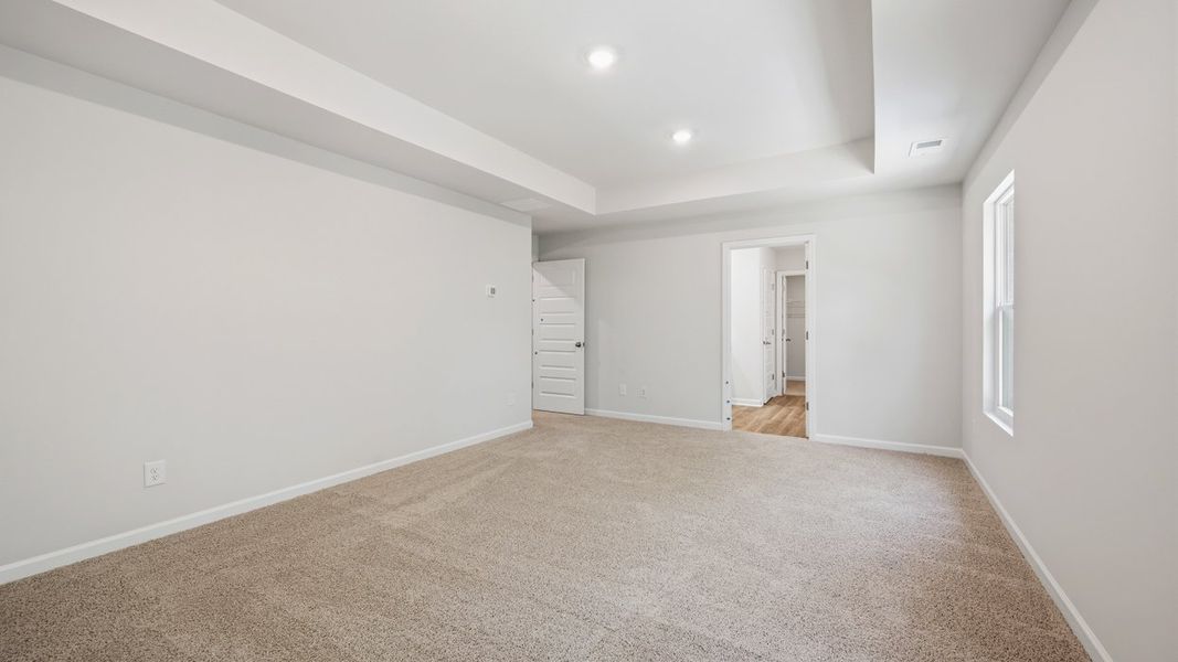 Spacious, unfurnished interior of a new home in Brooks Station, Dacula (Image 30).