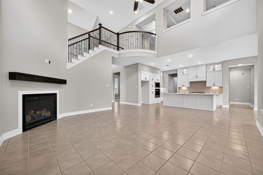Living area large enough for an oversized sectional couch!