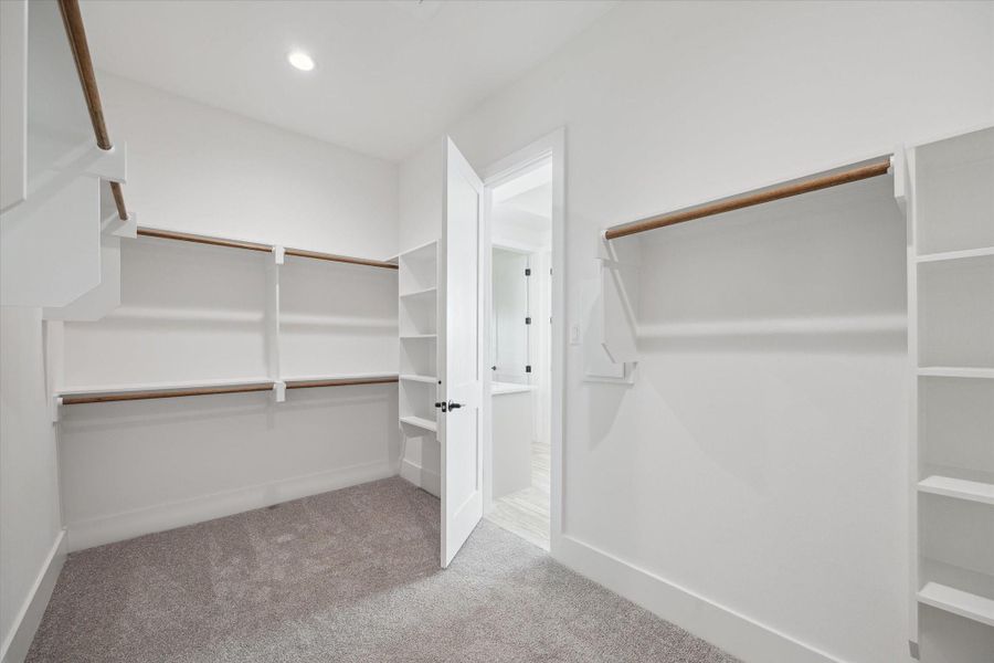 Spacious, unfurnished interior of a new home in Artavia, Conroe (Image 21). Spacious, unfurnished interior of a new home in Artavia, Conroe (Image 21).