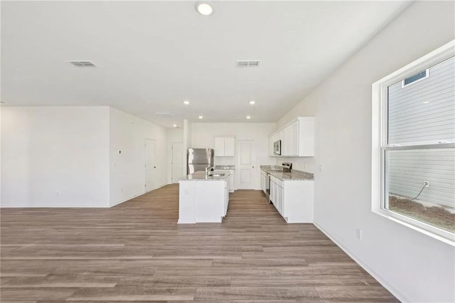 Spacious, unfurnished interior of a new home in Casteel, Bethlehem (Image 16). Spacious, unfurnished interior of a new home in Casteel, Bethlehem (Image 16).