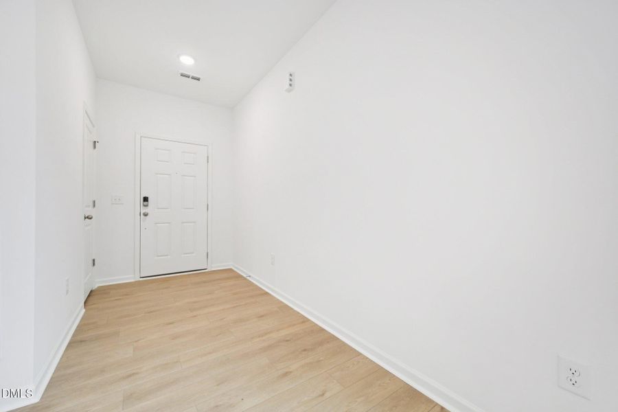 6-web-or-mls-Salers Loop-S0601-006