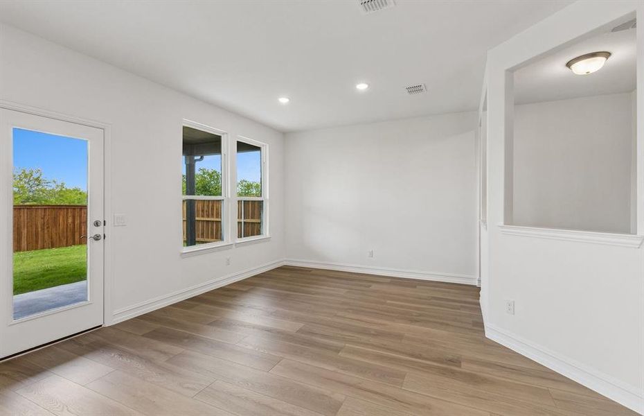 Cafe area off kitchen