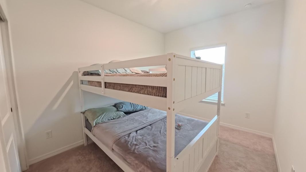Furnished interior view inside a new home in , Winter Garden (Image 7).