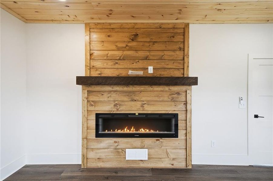 Close-up of interior finishes inside a home in , Ranger (Image 19).