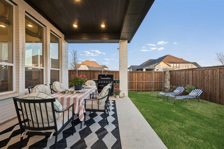 Exterior details and patio area of a home in , Rockwall (Image 3).