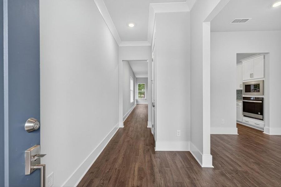 Spacious, unfurnished interior of a new home in Red Bird Manor, Jefferson (Image 24).