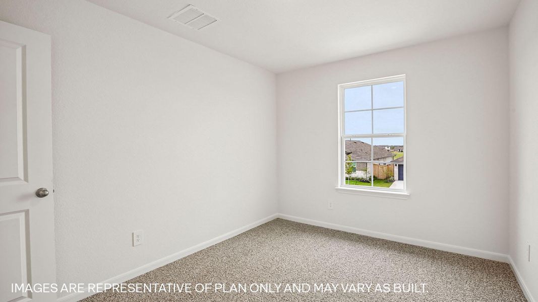 Representative unfurnished interior of a home built from the The Pierce by D.R. Horton in Briarwood, Elgin (Image 26).
