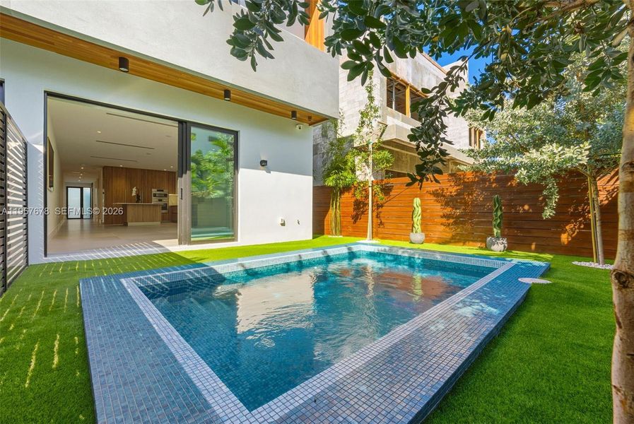 Exterior details and patio area of a home in , Miami (Image 55).