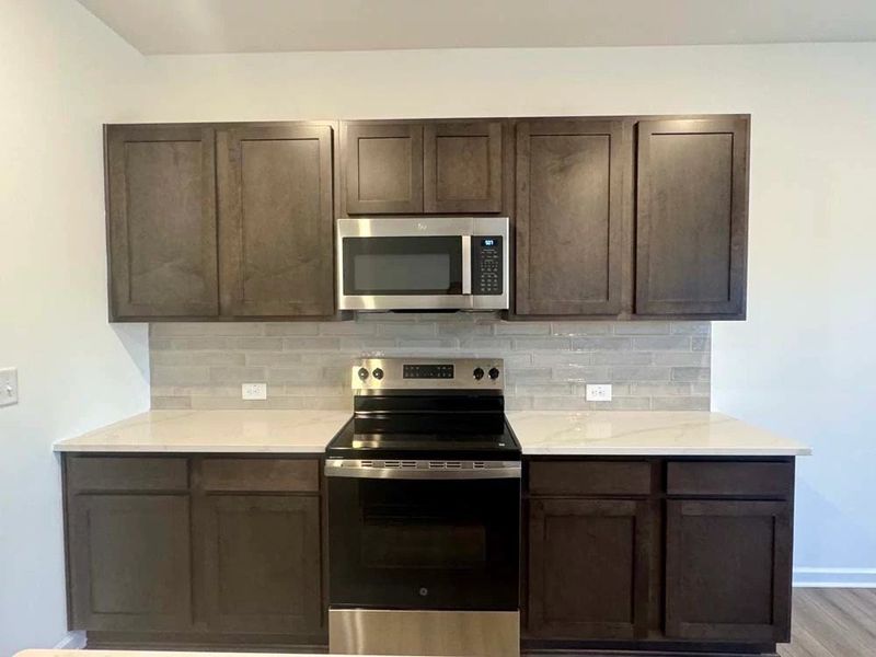 Kitchen featuring Oxford Collection Finishes