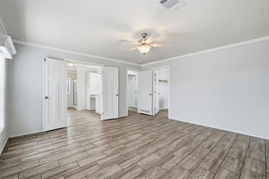 Spacious, unfurnished interior of a new home in , Hawley (Image 23).