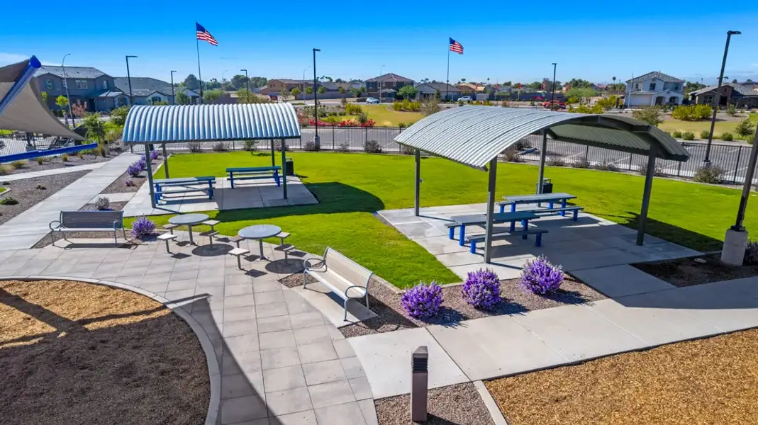 Community amenities in Parkside, Avondale (Image 35). Community amenities in Parkside, Avondale (Image 35).