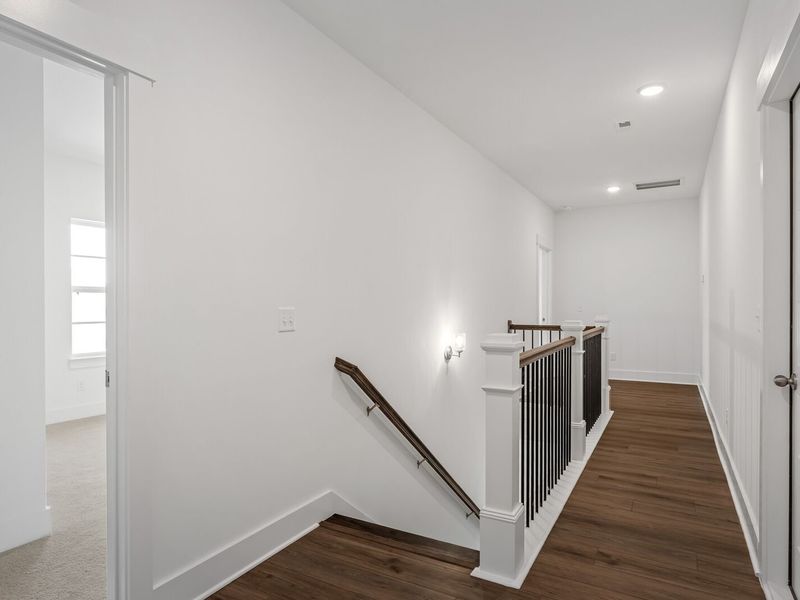 Image 54 of a home in Shelton Square.